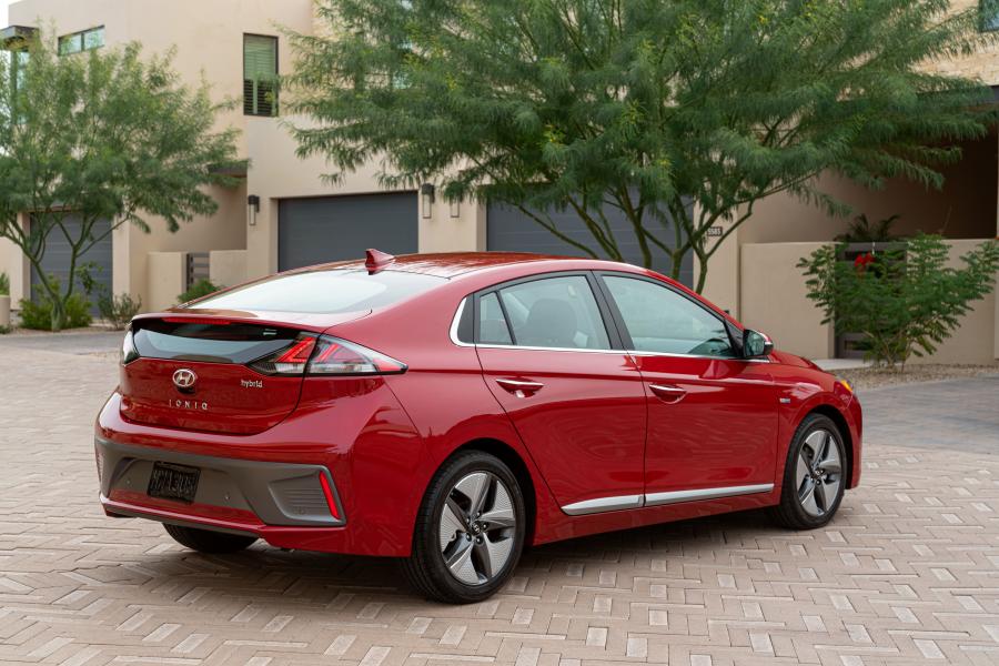  Hyundai IONIQ hybrid (AE) 2019 года  (NA) (фото 19 из 20)